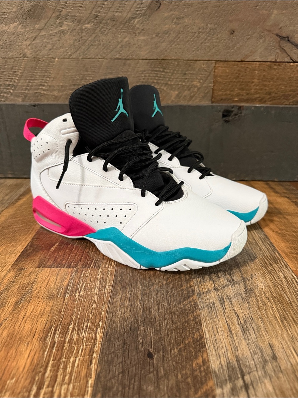 Jordan Lift Off South Beach Men’s 10 White Pink Turbo Green AR4430-105